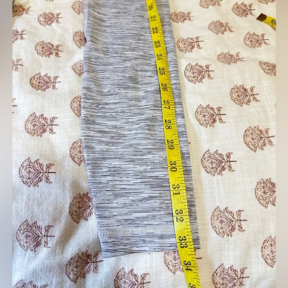 Lululemon Align Leggings Size 4 - Picture 9 of 9